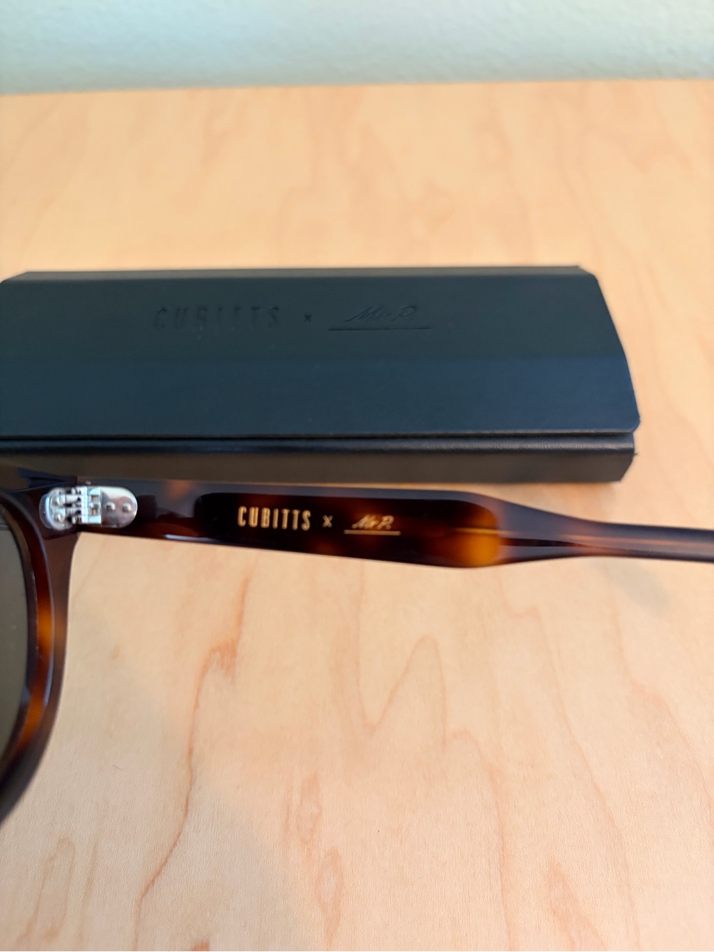 Nwt Cubitts X Mr. P Round Tortoiseshell Sunglasses With Protective Case — image 5 of 8
